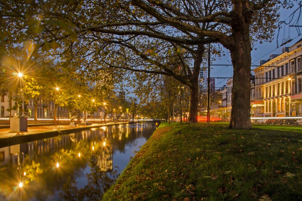 Westersingel bij avond