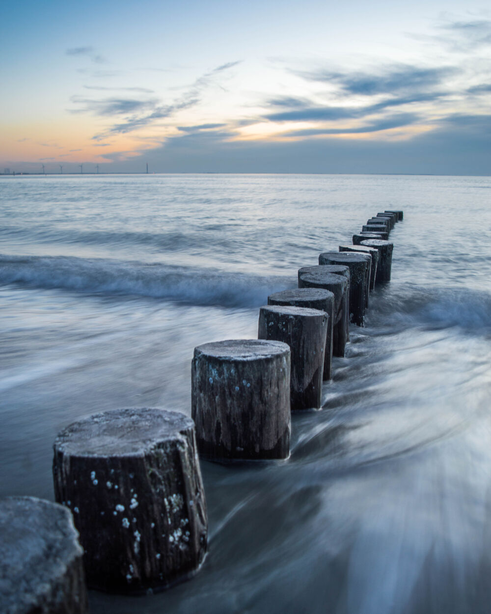 Zonsondergang aan zee