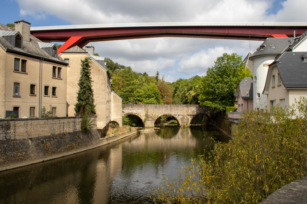 Luxemburg-stad - Alzette - Grande-Duchesse Charlotte-brug