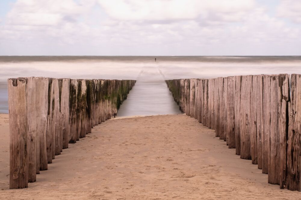 Long exposure / golfbrekers Domburg / Nederland