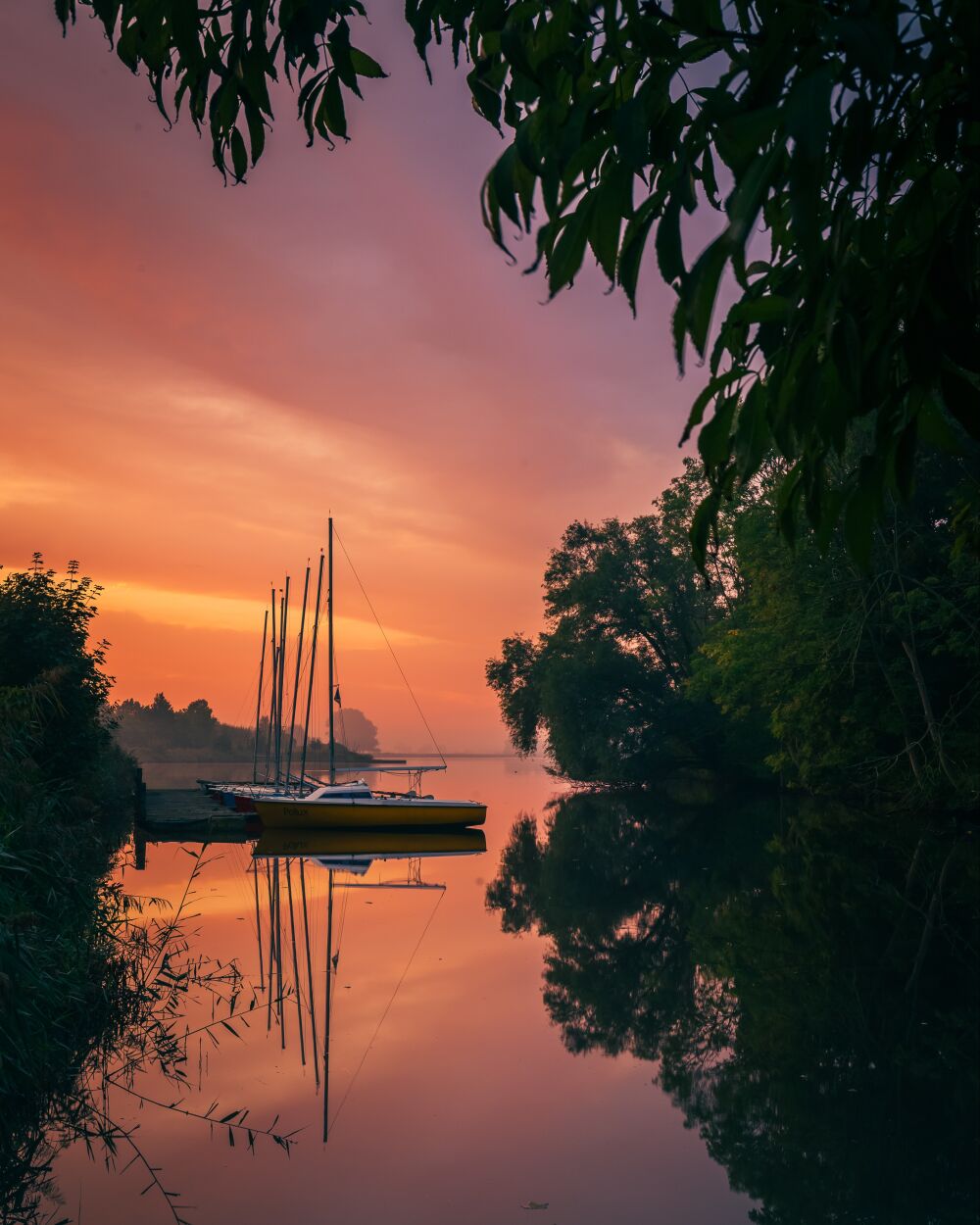 Bootjes in de ochtend zon