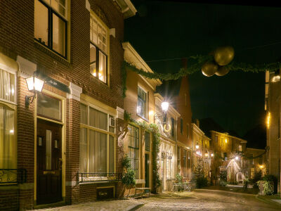 Deventer historisch straatje in kerstsfeer
