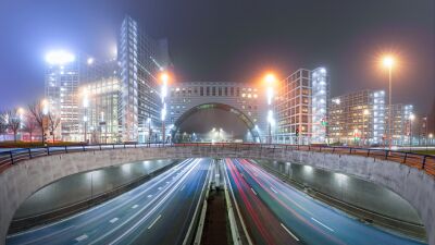 City lights in motion: night photography in The Hague