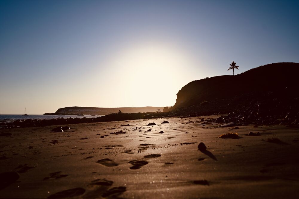 "Gouden licht op het strand"