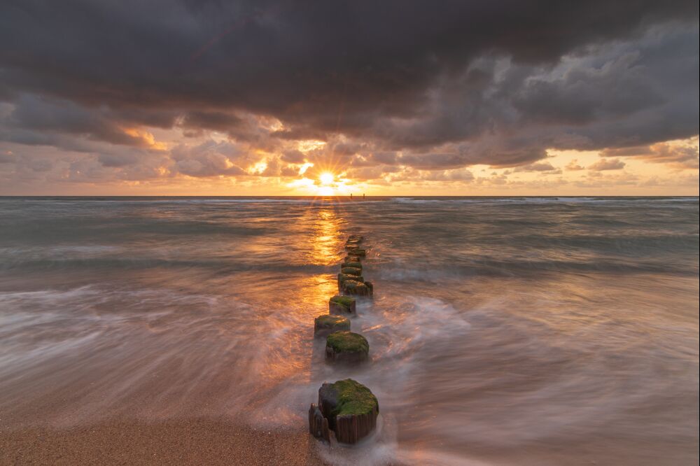 Zonsondergang op het strand