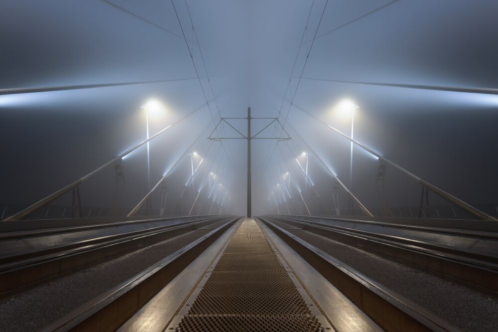 Erasmusbrug in de mist