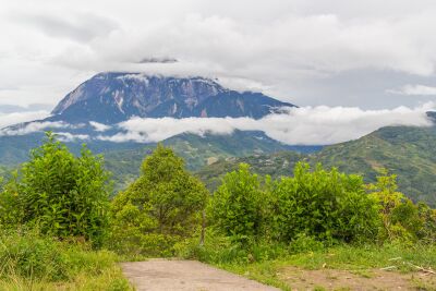 Mount Kinabalu (verhouding 3:2)