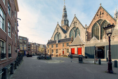 Amsterdam: Oude Kerk in coronatijd