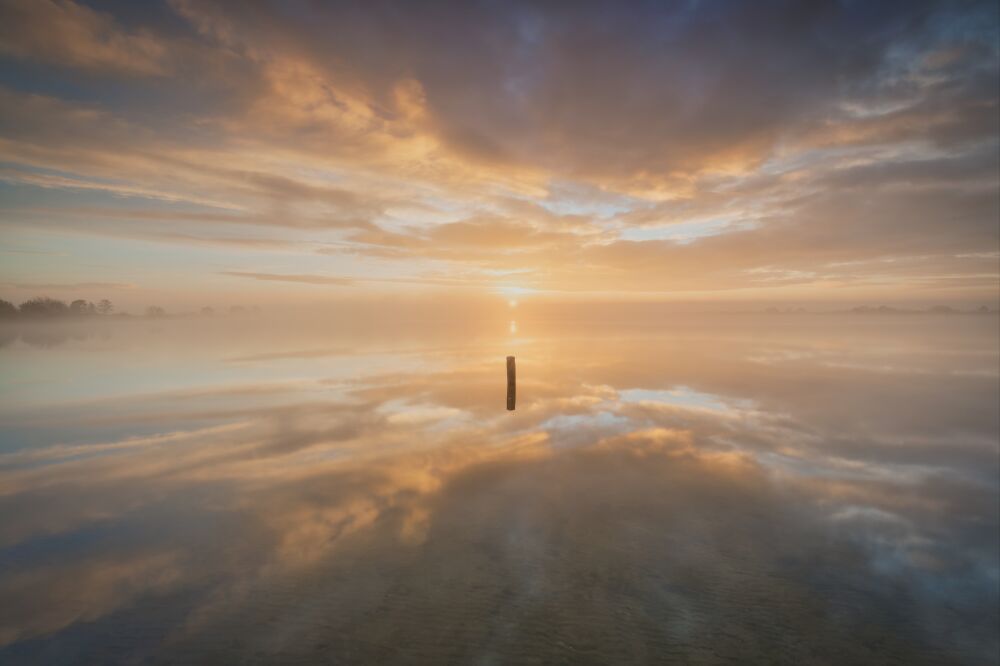 Zonsopkomst in de oneindige reflectie