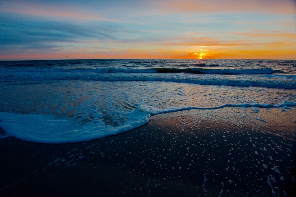 Zonsondergang aan zee op Texel