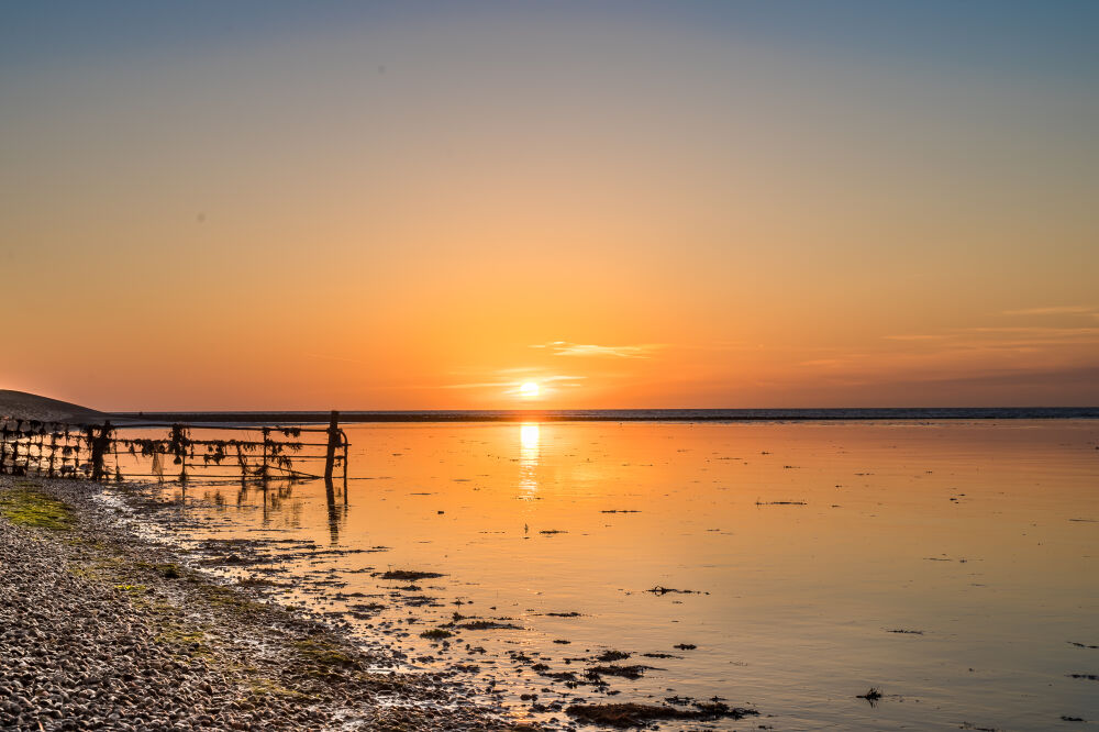 Zonsondergang bij de Waddenzee