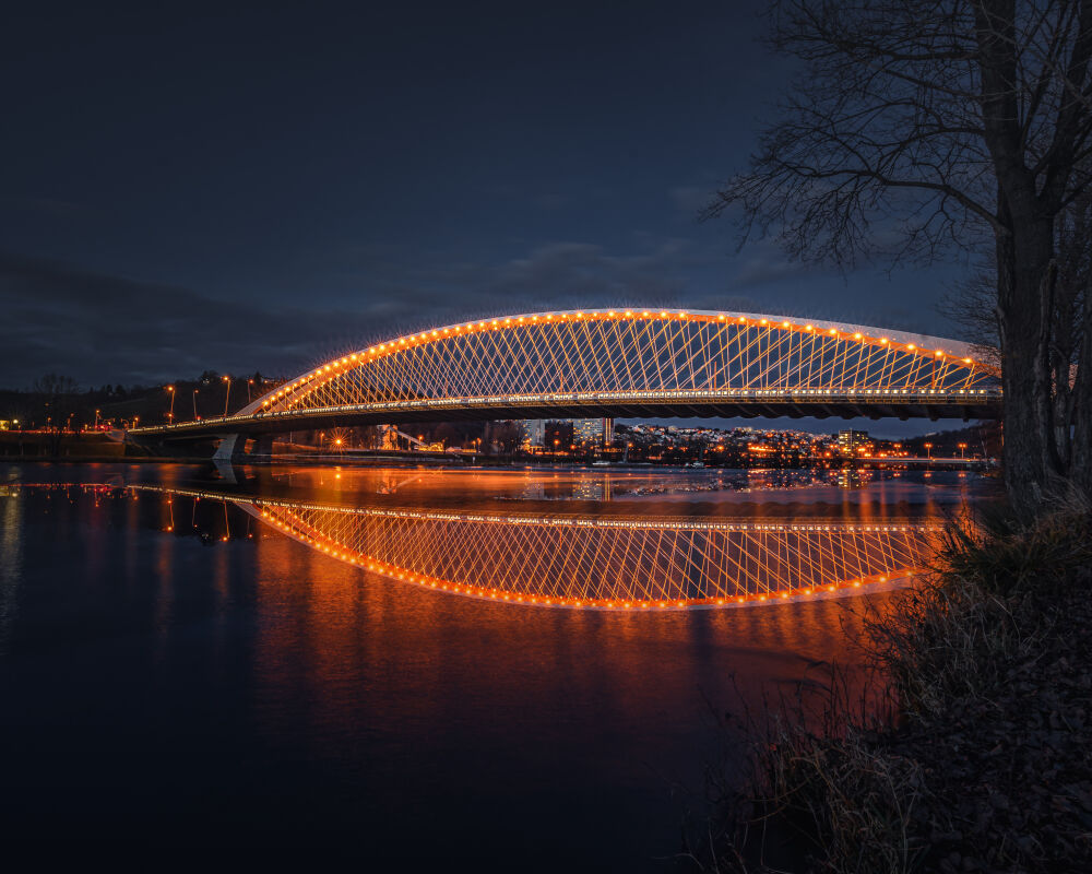 Brug met Reflectie