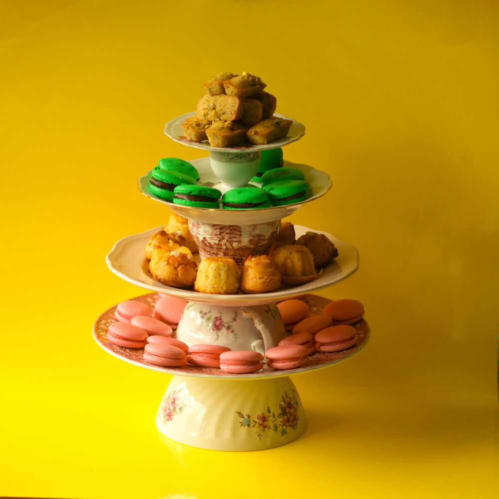 Etagere met baksels