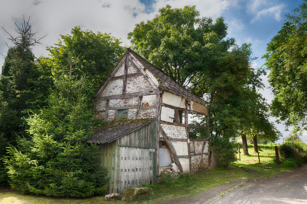 Schilderachtig vervallen huisje in Zuid-Limburg