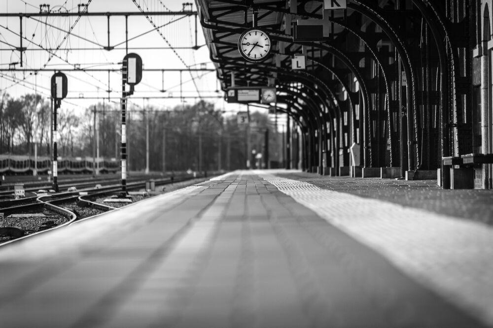 Deserted station