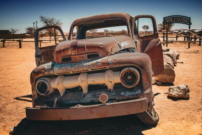 Rusty Ford pickup