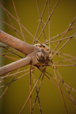 Oud fietswiel