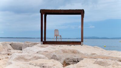 "Kunst" aan het Franse Middellandse Zee strand