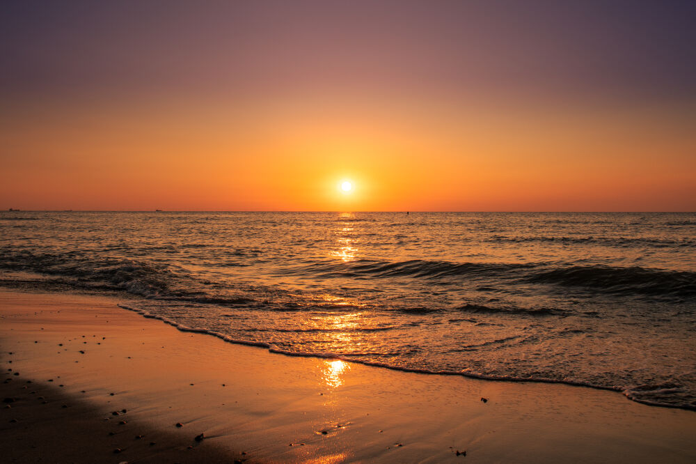 Zonsondergang aan het strand van Domburg