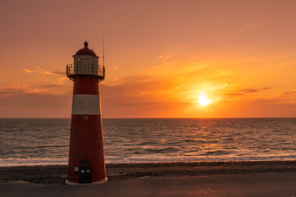 Zonsondergang vuurtoren Westkapelle