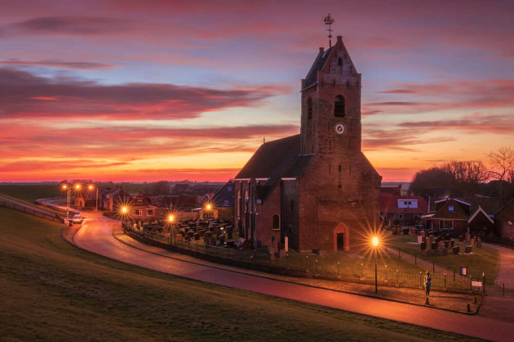 Het kerkje van Wierum Friesland