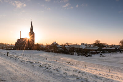 Kerk van Weurt in de sneeuw