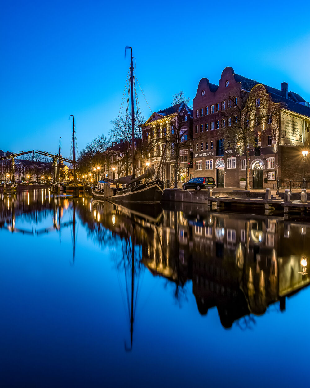 Blue hour Schiedam âš“