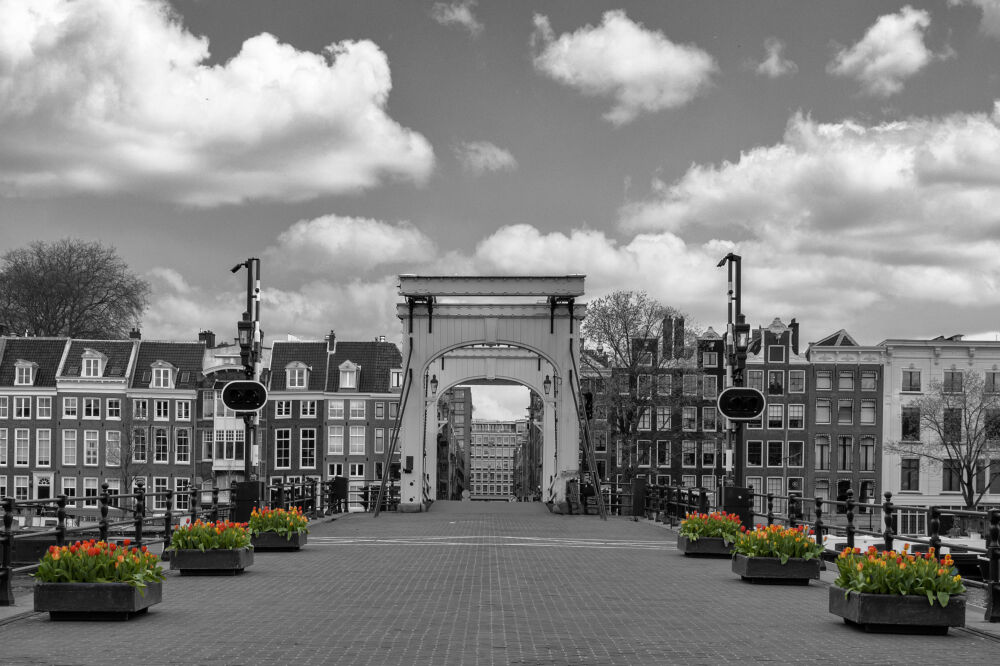 Magere brug Amsterdam