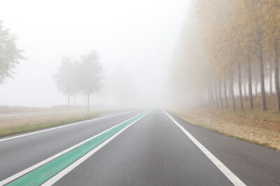 mist op de weg in Nederland