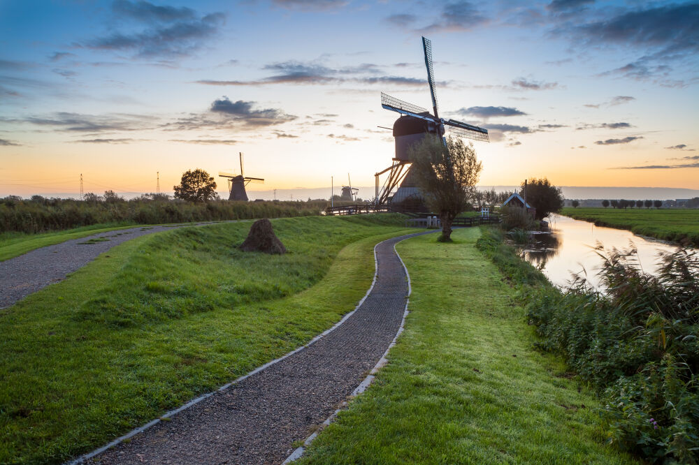 Kinderdijk met zonsopgang