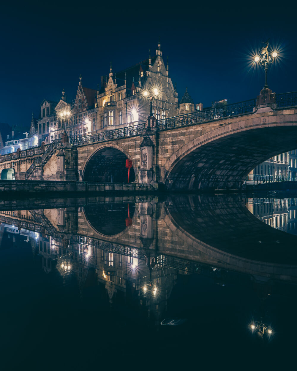 Sint-Michielsbrug by night